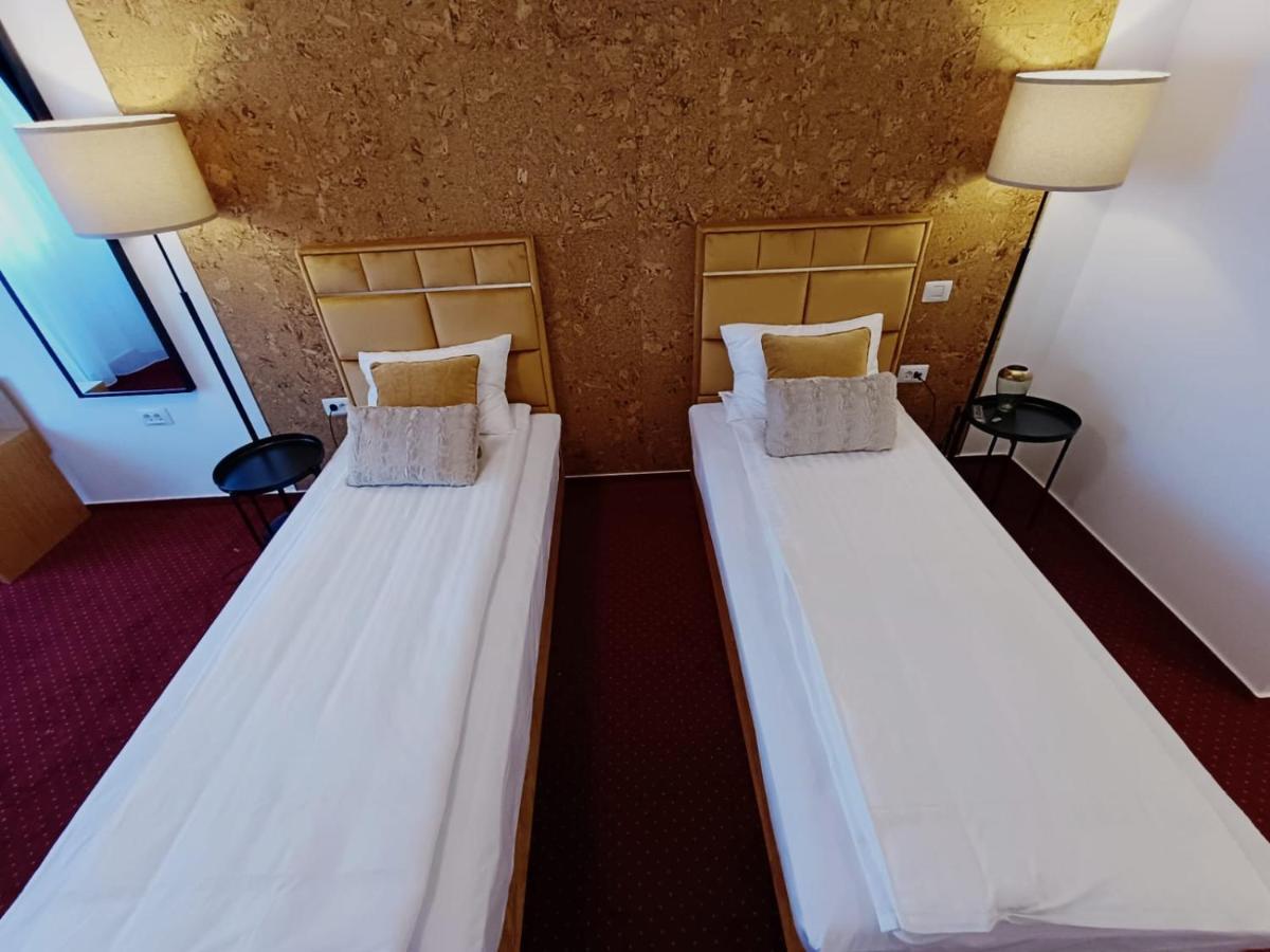 Bucharest Airport Accomodation Aparthotel Otopeni Exterior foto