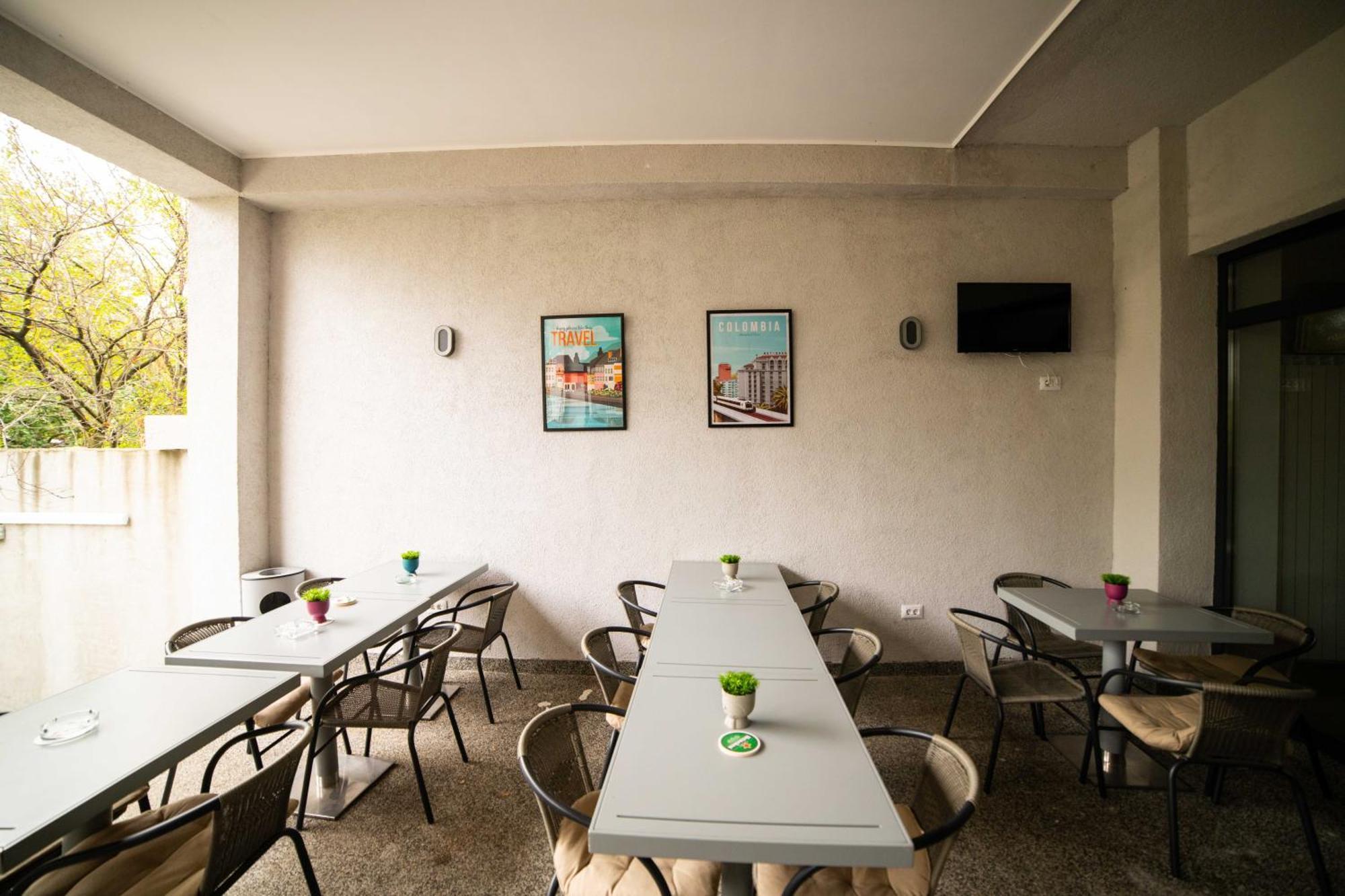 Bucharest Airport Accomodation Aparthotel Otopeni Exterior foto