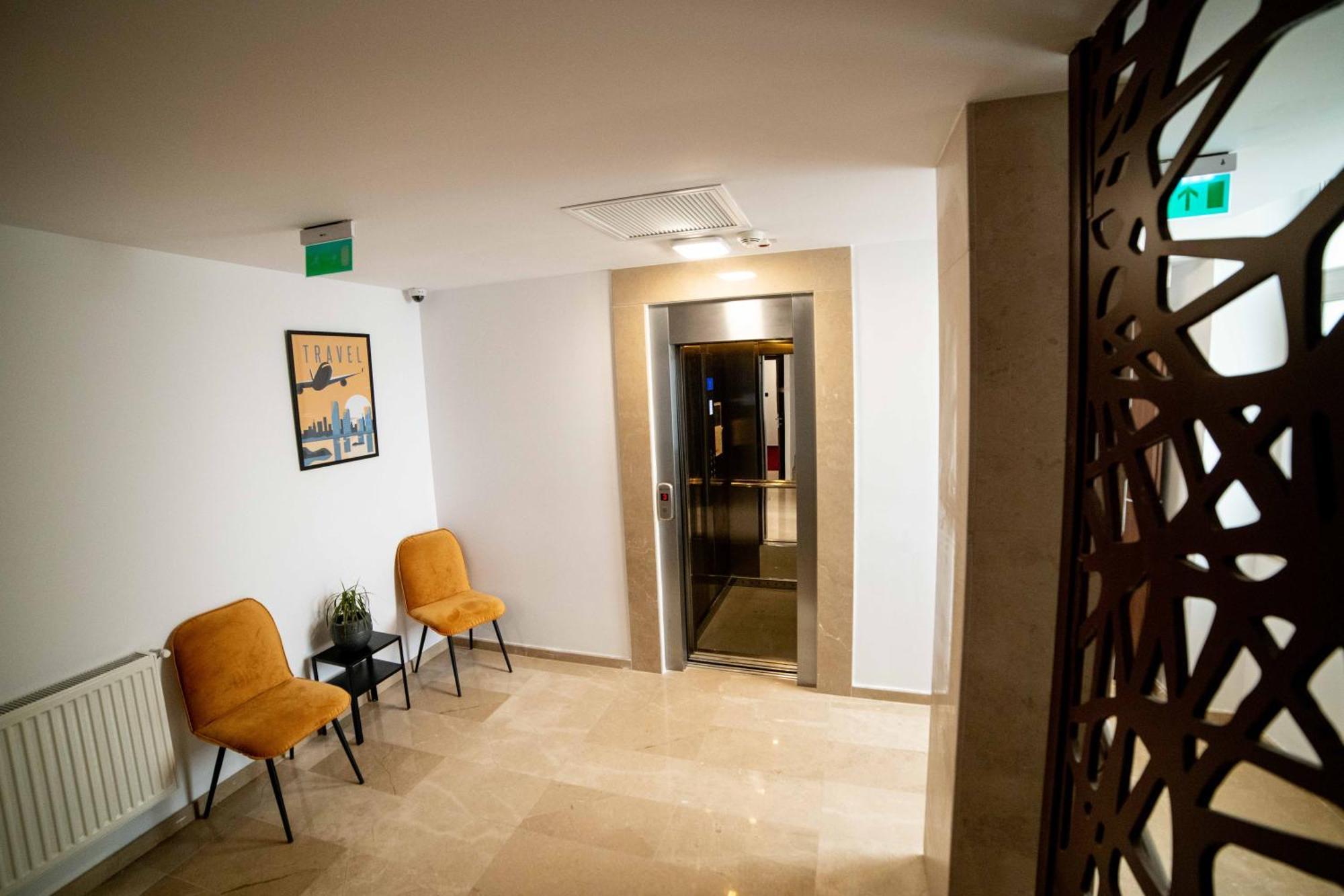 Bucharest Airport Accomodation Aparthotel Otopeni Exterior foto